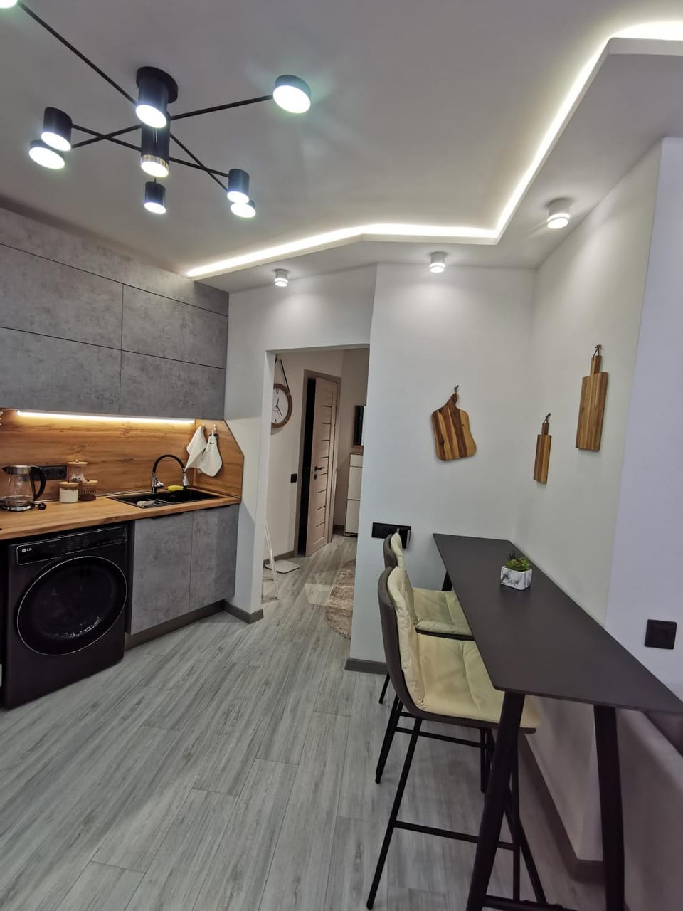 Christina's Stylish Stay at Leningradyan 52, Yerevan Apartment in Yerevan