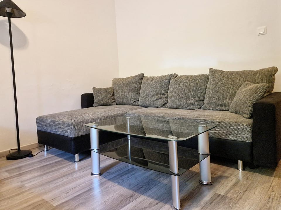 Seating area, Bedroom