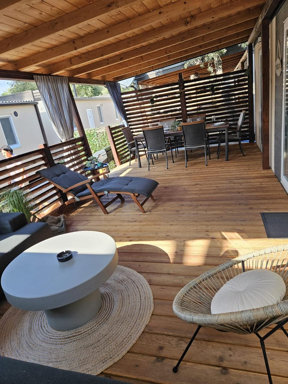 Balcony/Terrace, Living room, Seating area, Dining area