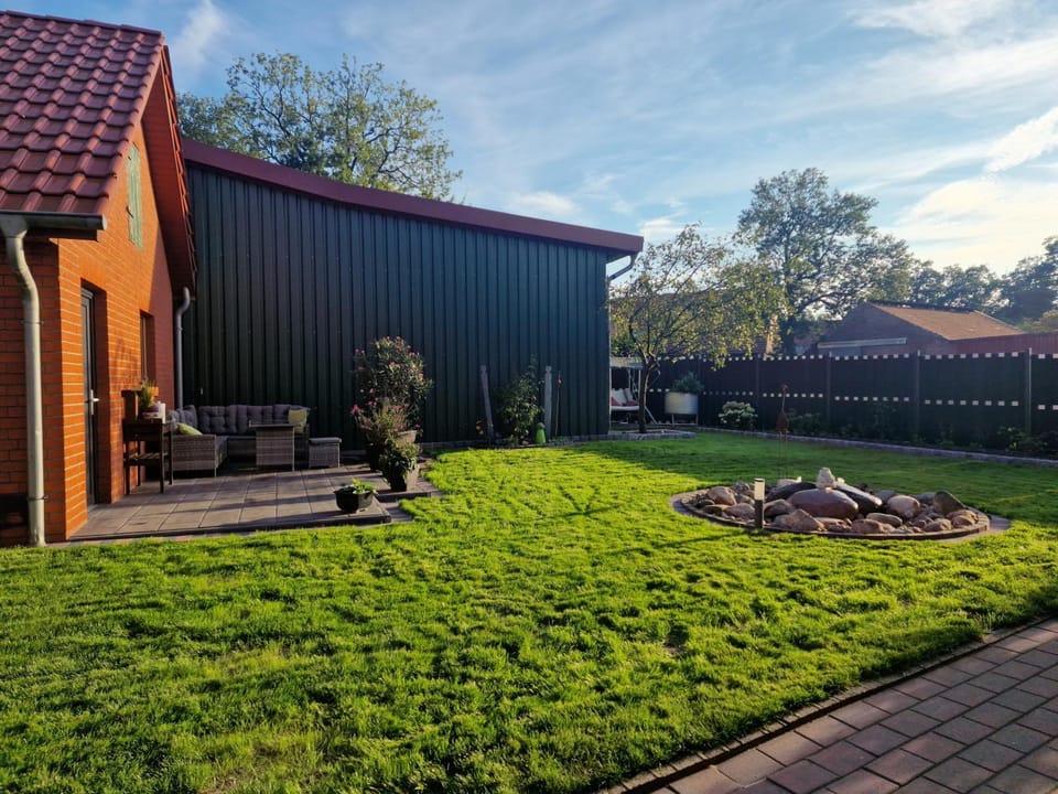 Garden, Garden, Balcony/Terrace, Garden view