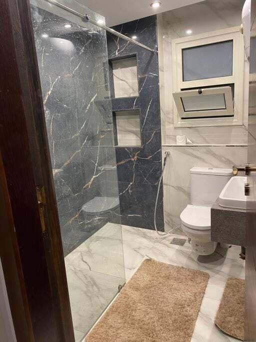 Shower, Toilet, Bathroom