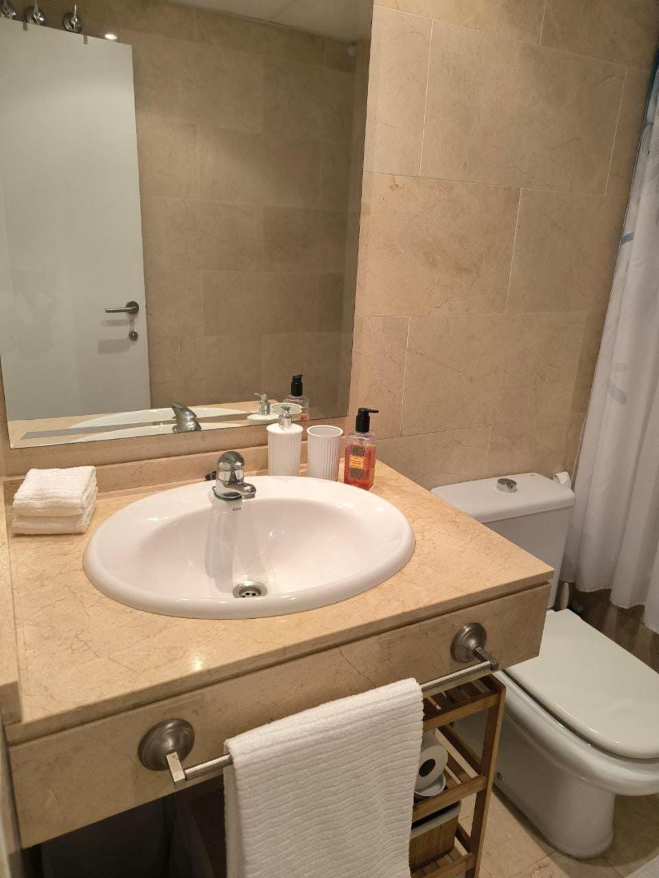 Toilet, Bathroom, Bath, towels