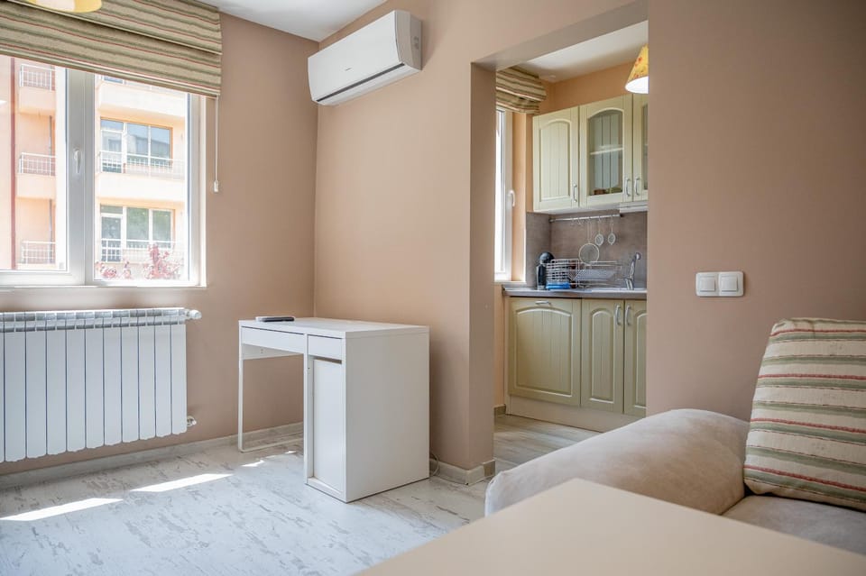 Elegant spotless apartment in Sofia Center Apartment in Sofia