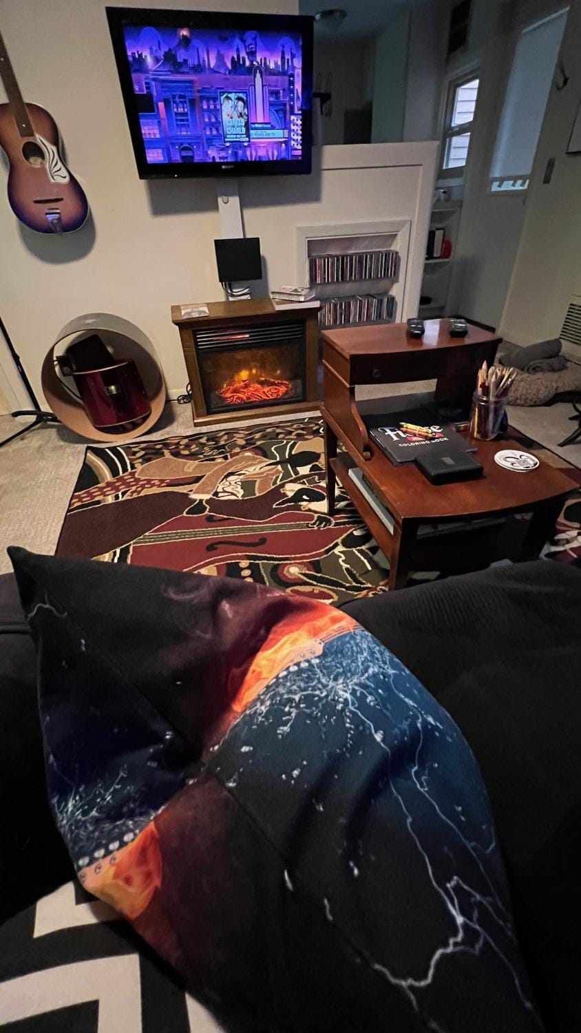 TV and multimedia, Living room, Evening entertainment