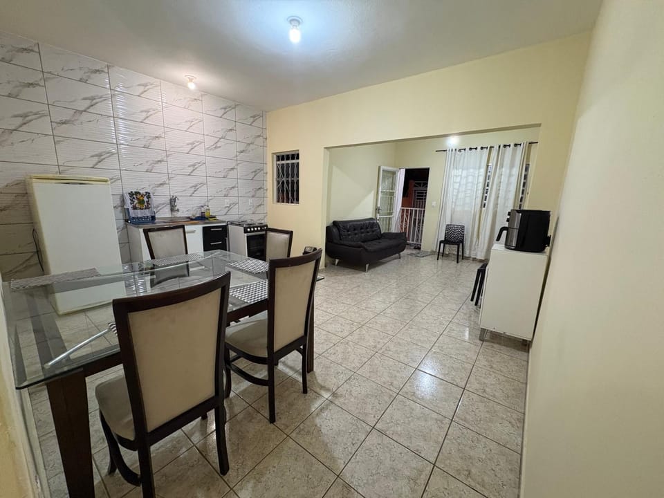 Casa para 5 pessoas, 1 vaga de garagem, wi-fi, próximo EMS Apartment in Campinas