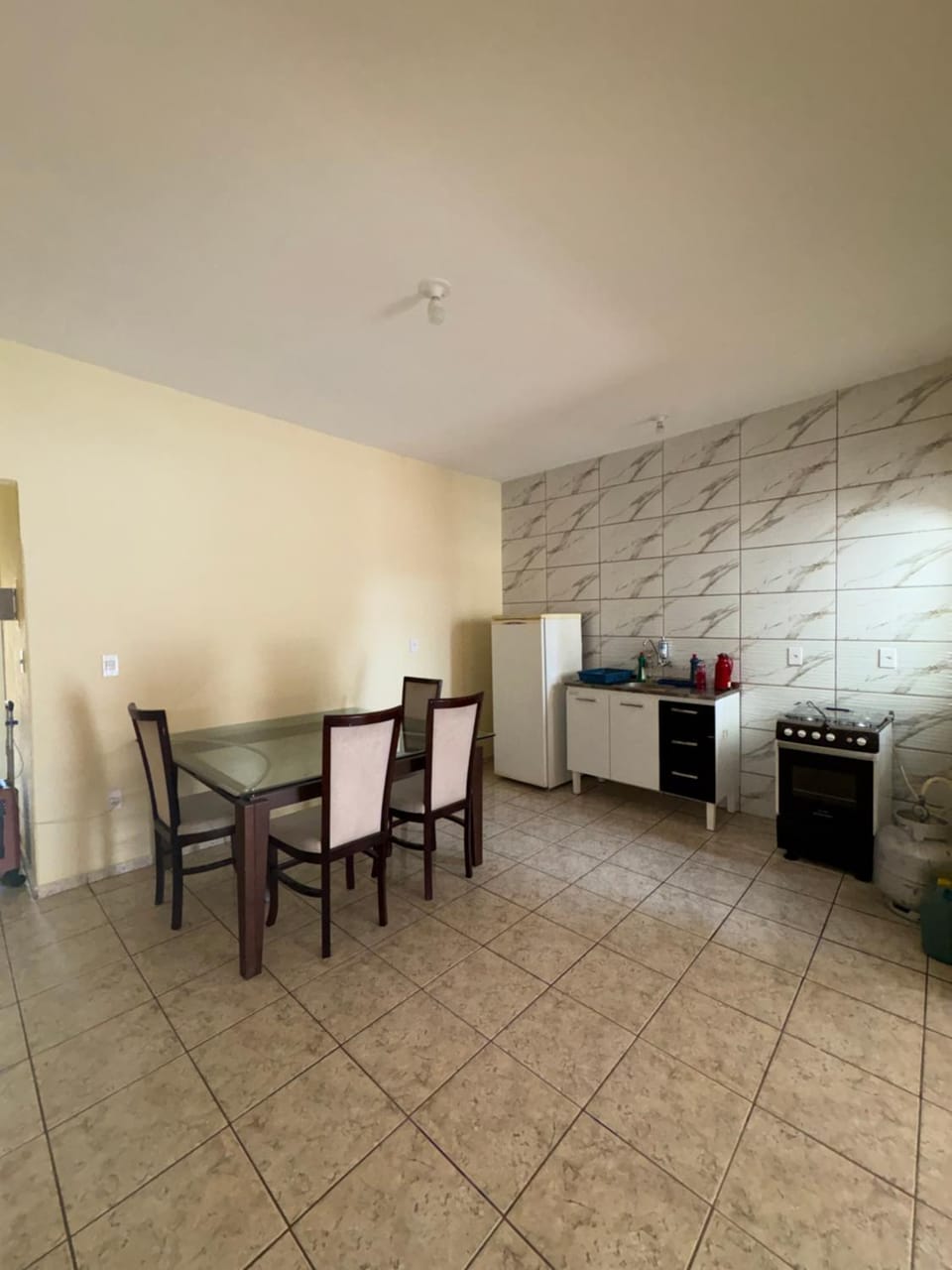 Casa para 5 pessoas, 1 vaga de garagem, wi-fi, próximo EMS Apartment in Campinas