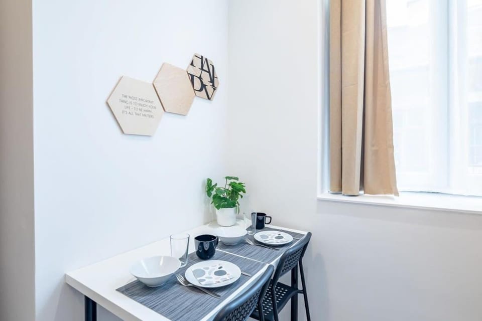 Very Central Charming - NEW - Studio Apartment in Budapest
