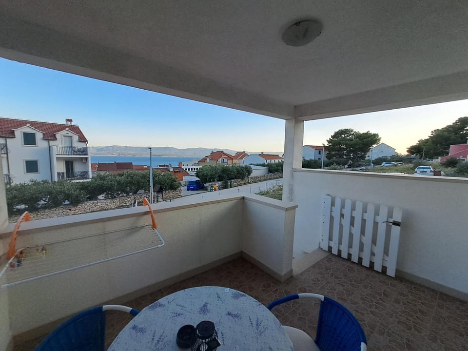 Day, Natural landscape, View (from property/room), Balcony/Terrace, Seating area, Sea view