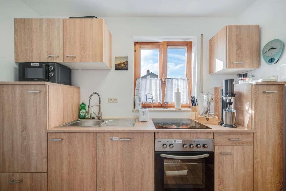 Kitchen or kitchenette, kitchen, kitchen