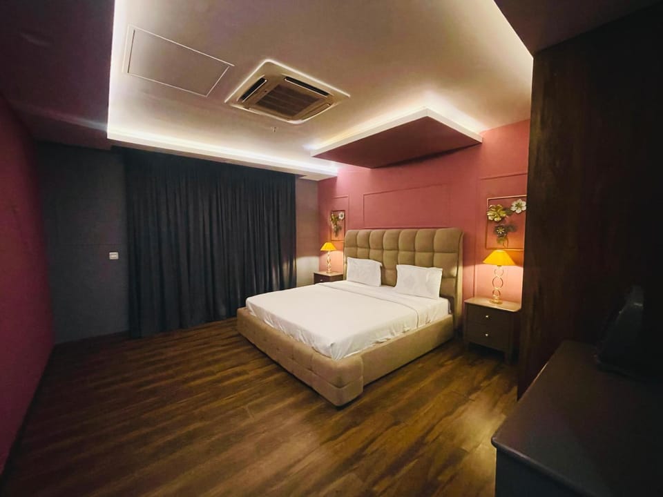 Bed, Photo of the whole room