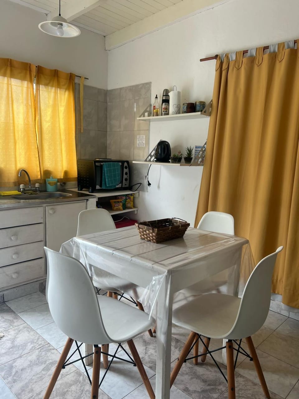 Dining area, Breakfast, kitchen