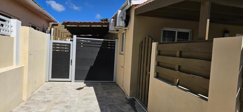 Taminaka Apartamento Comfortable III Apartment in Oranjestad