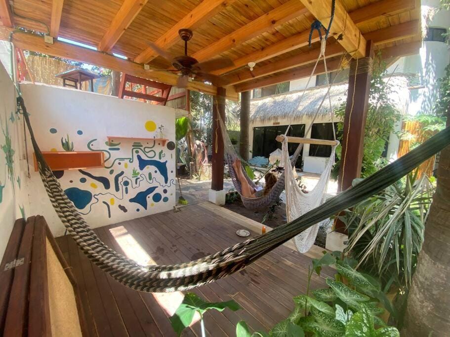 Perfect puerto retreat. AC included. Apartment in Brisas de Zicatela