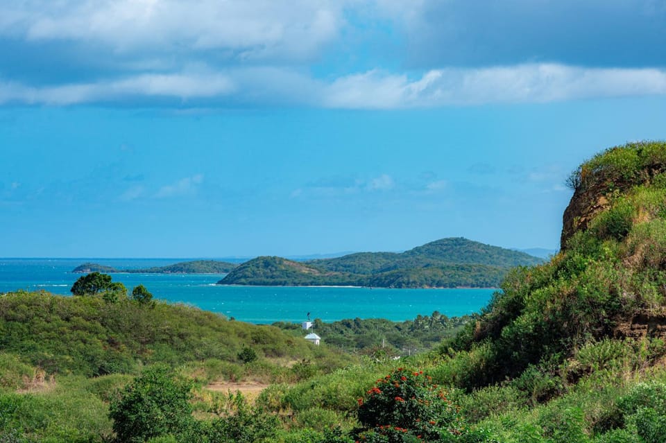 Ocean & Mountains View, Marina, Ferry, Vista Mar, Costa Esmeralda Apartment in Fajardo