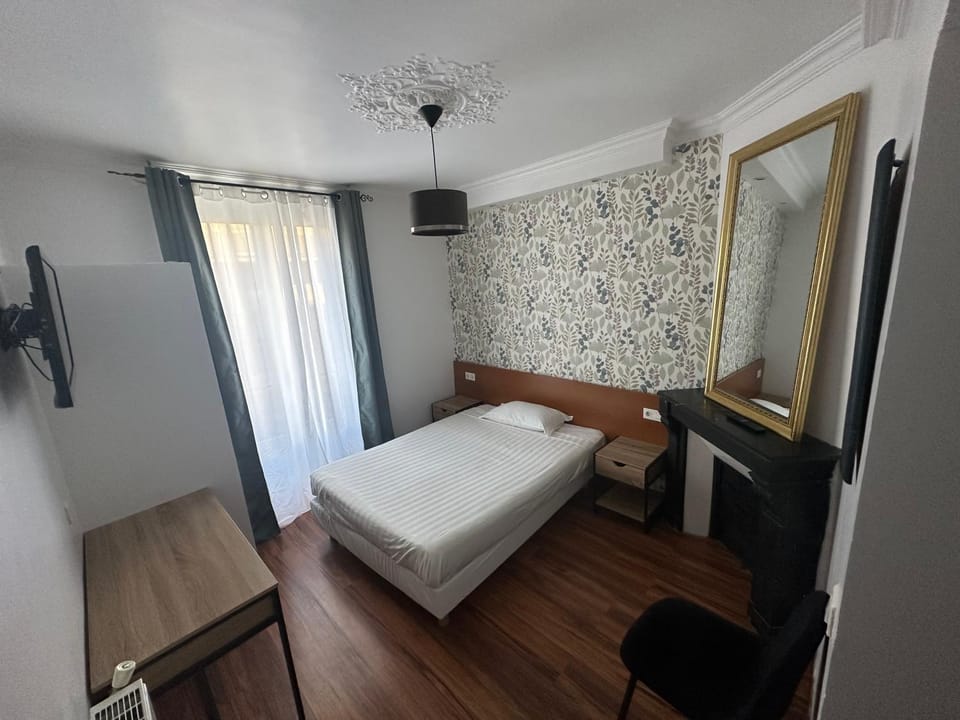 Hôtel Résidence Champerret Hotel in Levallois-Perret