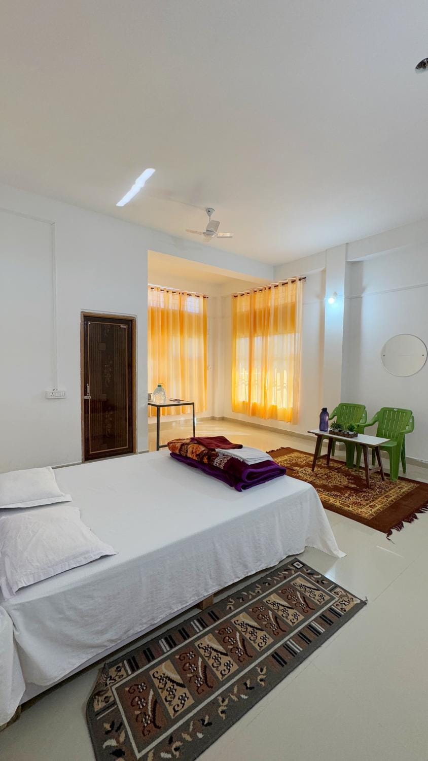 Villa Vivian - a cozy vacation home + free parking Apartment in India