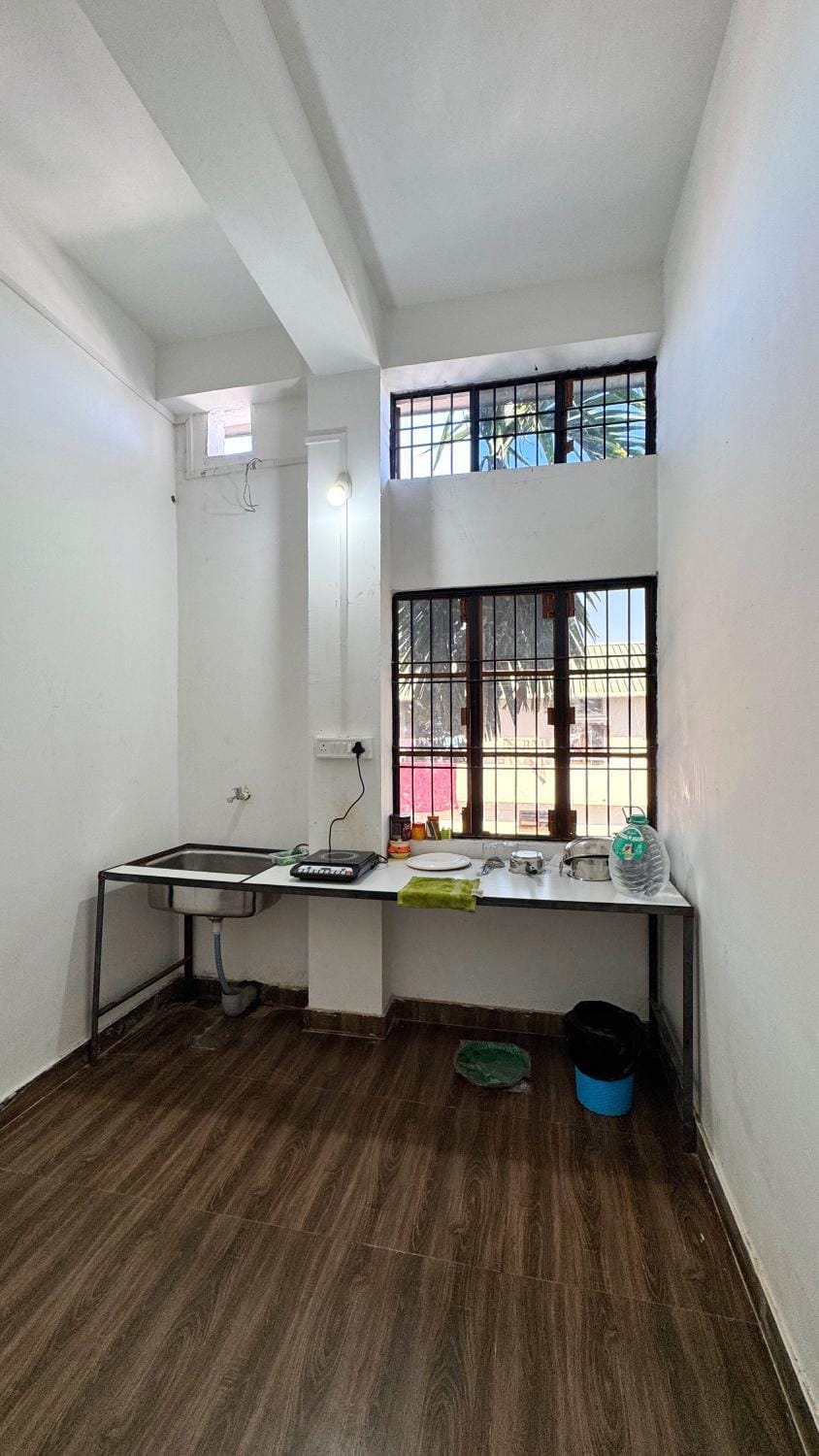 Villa Vivian - a cozy vacation home + free parking Apartment in India