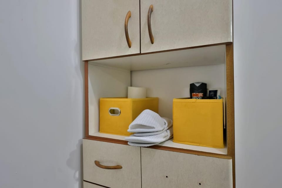 אירוח סמוך לים התיכון יש מקלט בבניין Apartment in Haifa