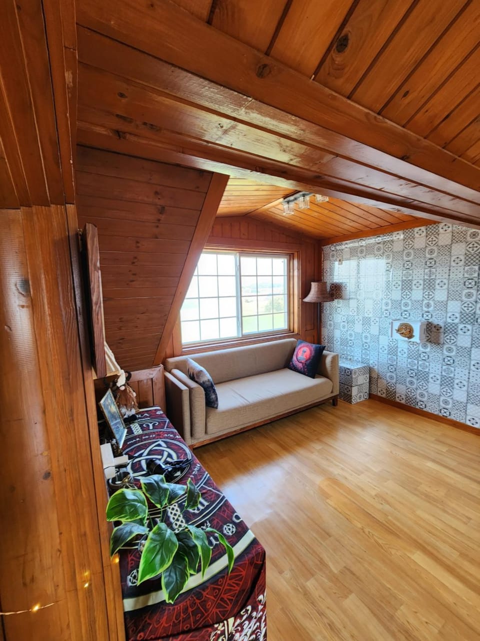 Living room, Bedroom
