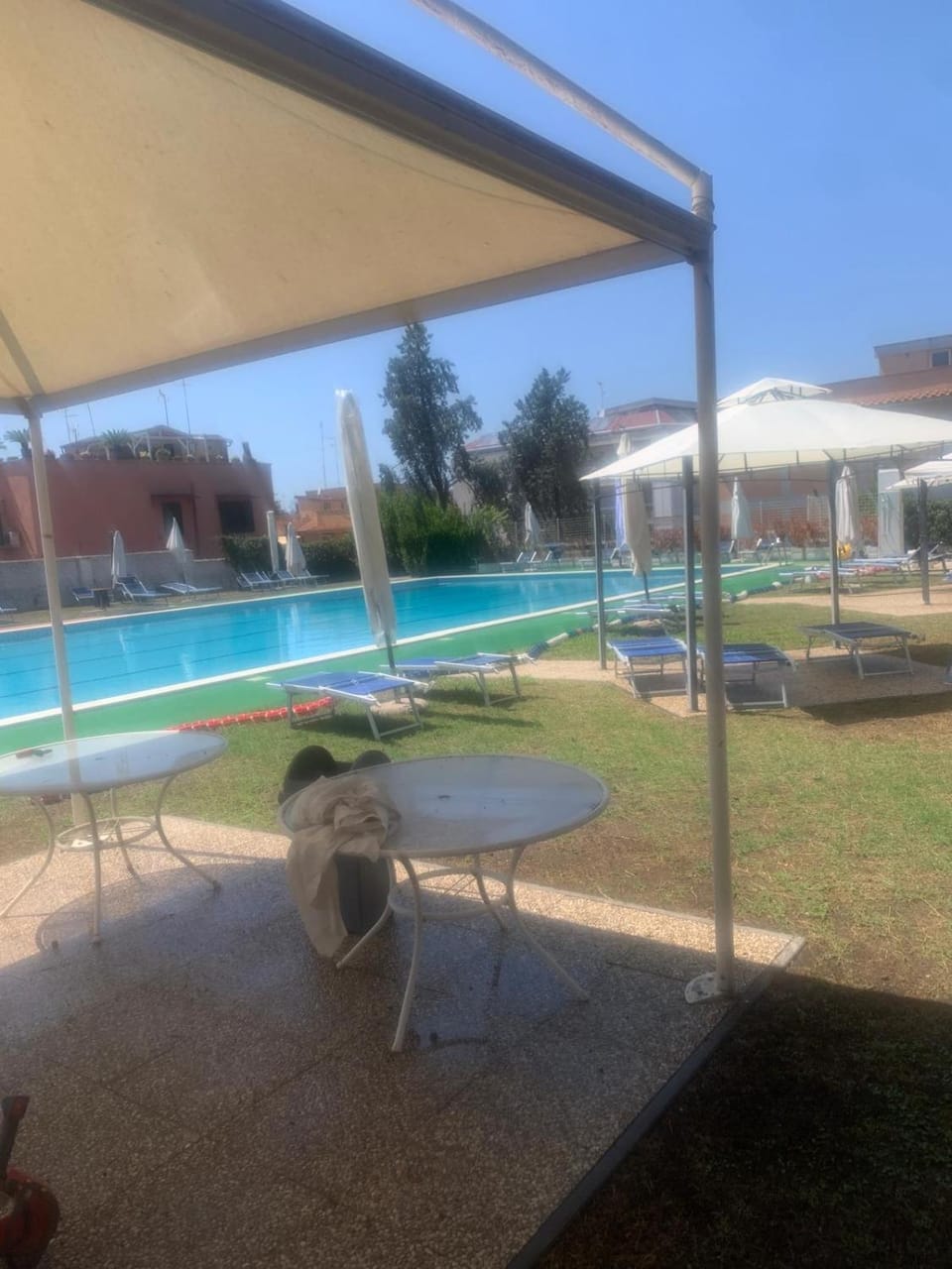 Swimming pool
