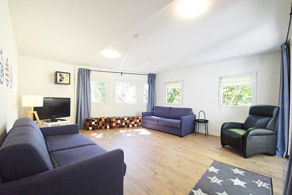 Communal lounge/ TV room, Living room, Internal: Not applicable to any particular room
