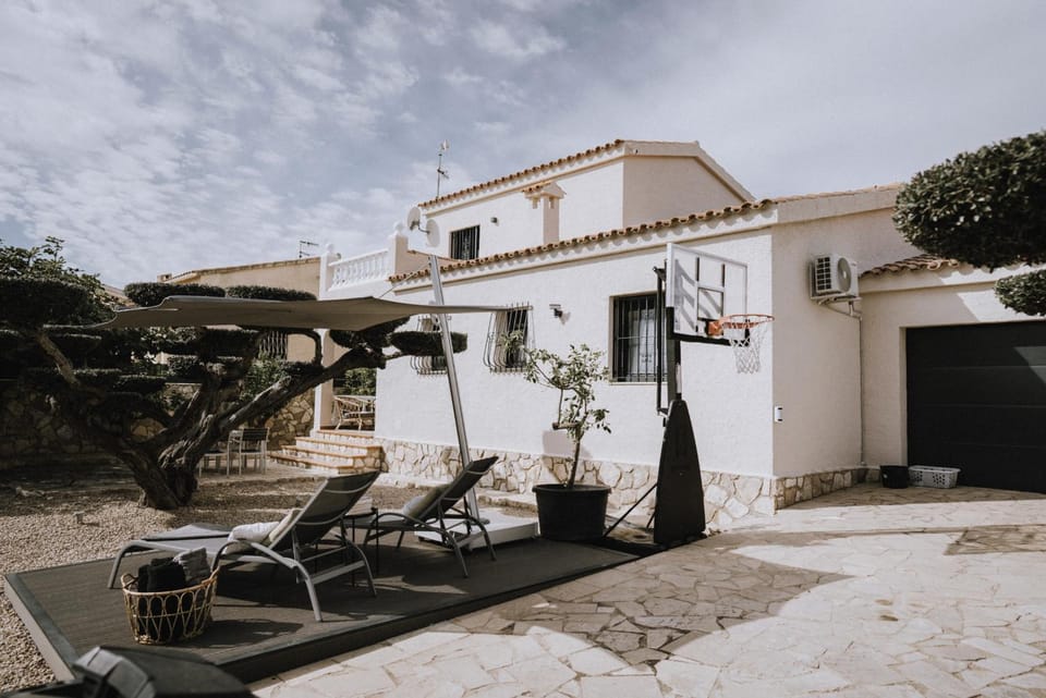 Property building, Patio