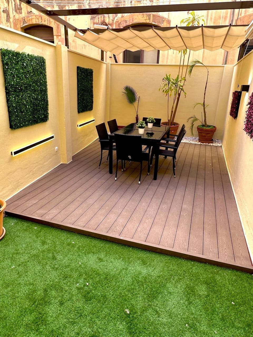Patio, Balcony/Terrace