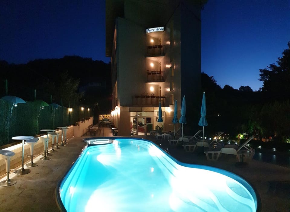 Property building, Pool view, Swimming pool, Swimming pool, Sunset