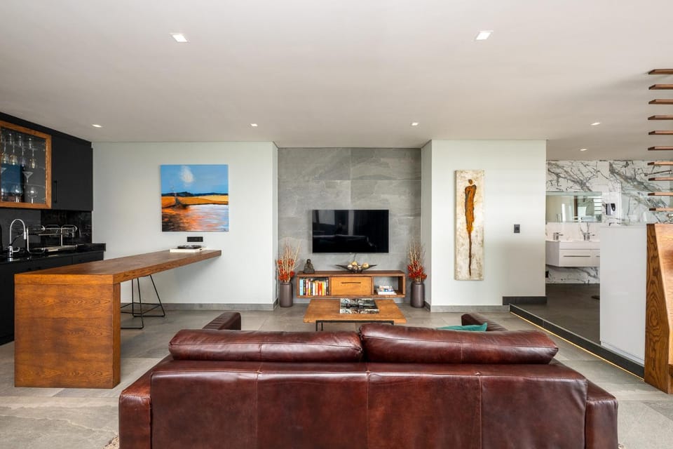 Valley Views Forever Apartment in Cape Town