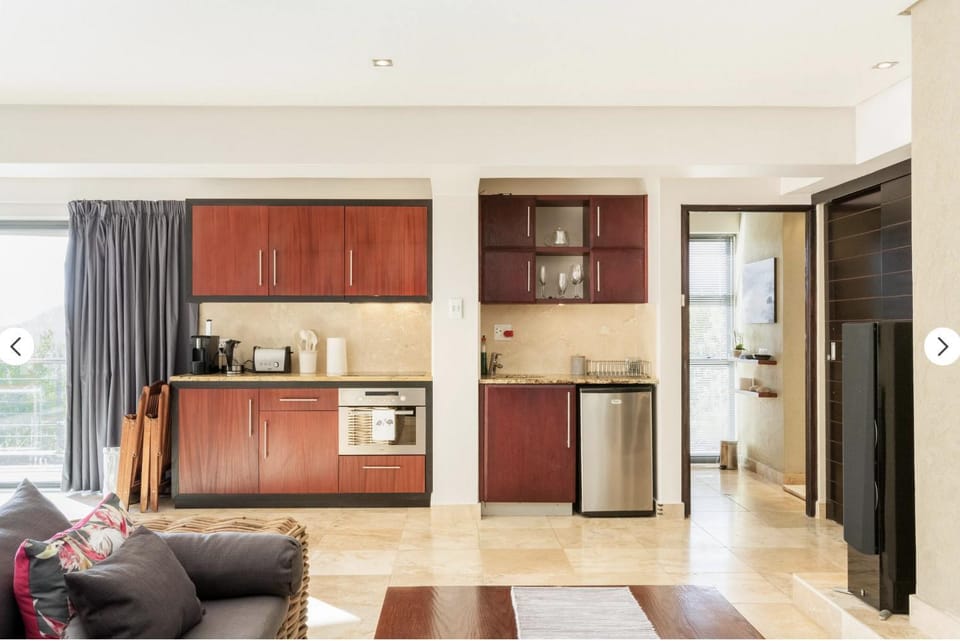 Coffee/tea facilities, Kitchen or kitchenette, pet friendly, stove, toaster