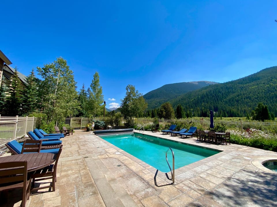 Red Hawk Townhomes 2345 by SummitCove Lodging in Colorado House in Keystone
