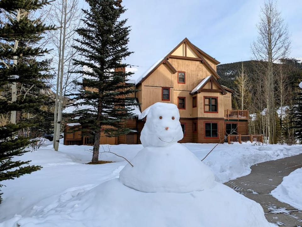 Red Hawk Townhomes 2345 by SummitCove Lodging in Colorado House in Keystone