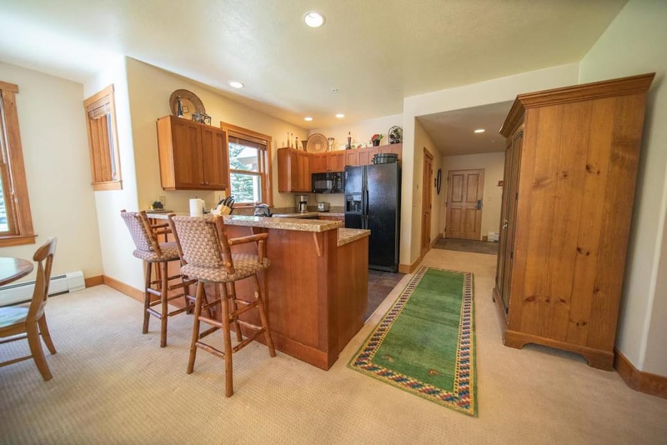Red Hawk Townhomes 2345 by SummitCove Lodging in Colorado House in Keystone