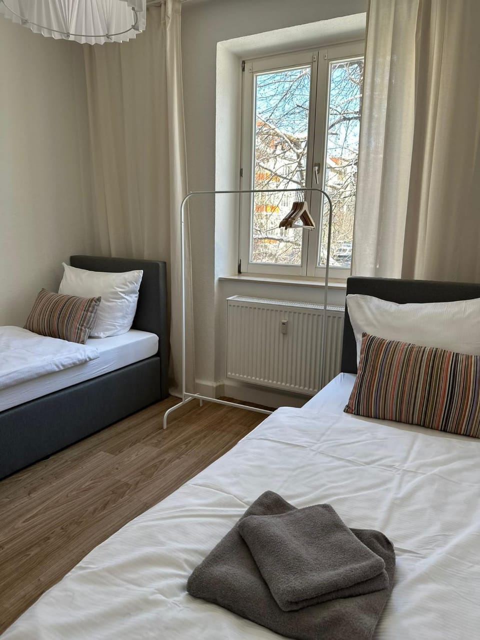 Bed, Photo of the whole room, Bedroom, internet, towels