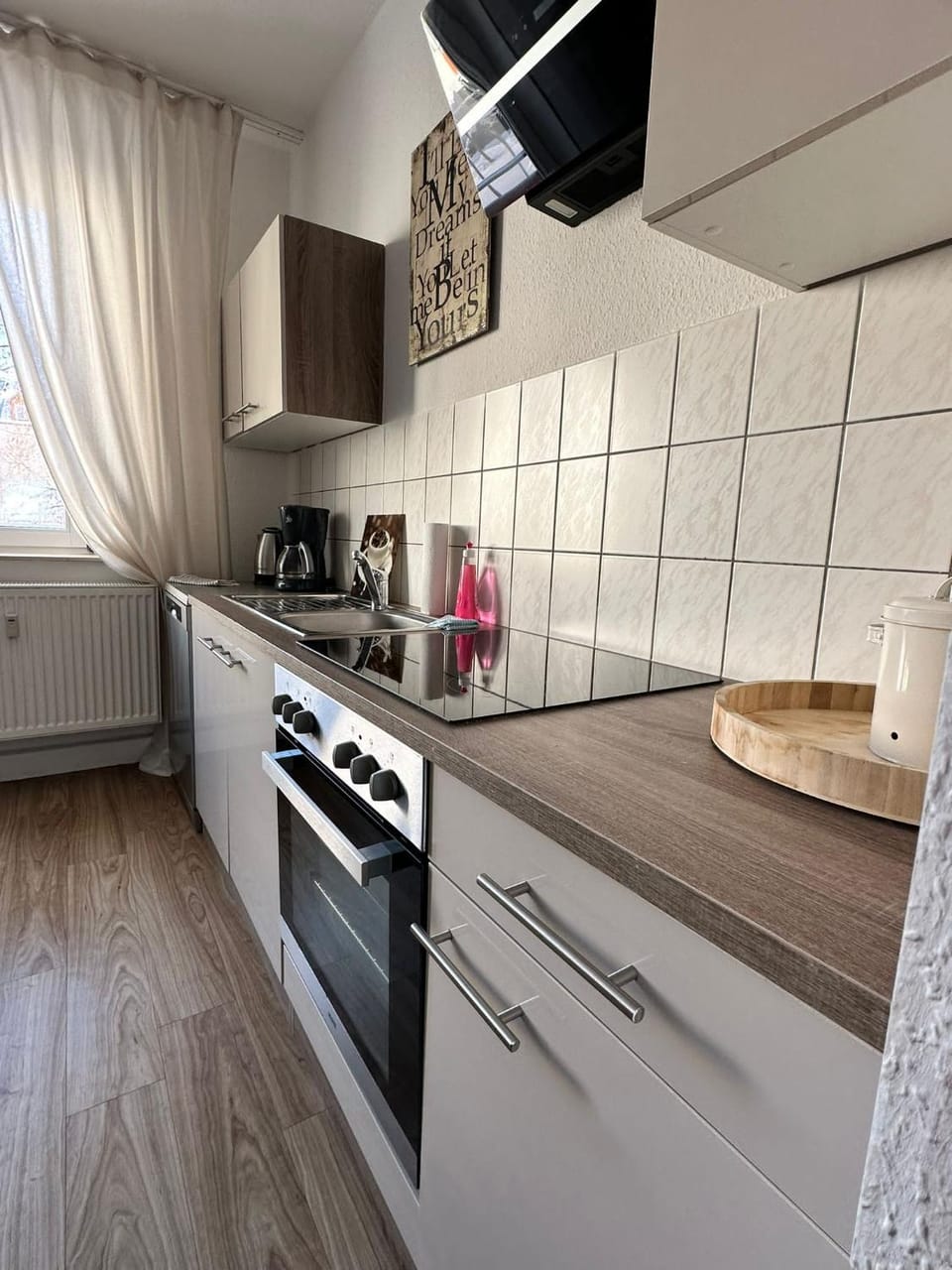 Kitchen or kitchenette, dishwasher, pet friendly, stove