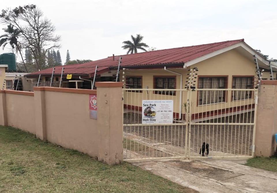 Property building, Street view, Parking