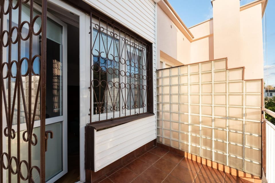 Property building, Balcony/Terrace
