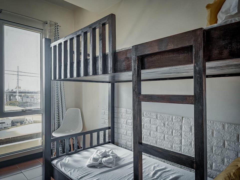 Photo of the whole room, Bedroom, bunk bed