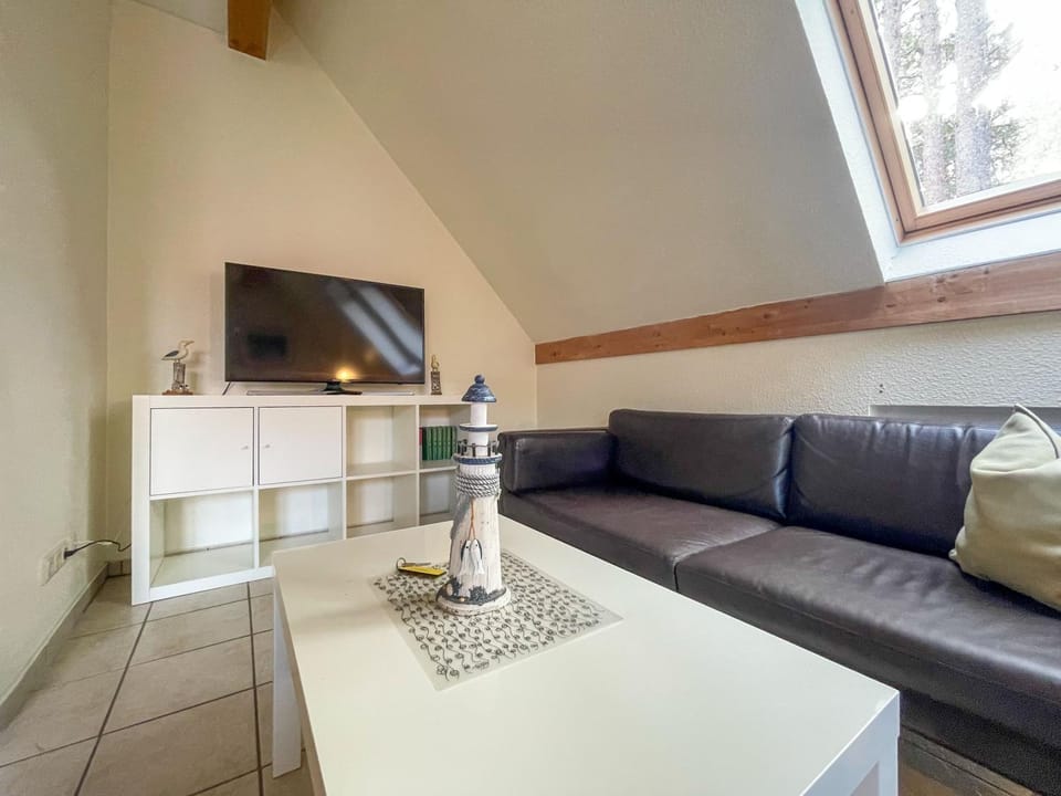 TV and multimedia, Seating area