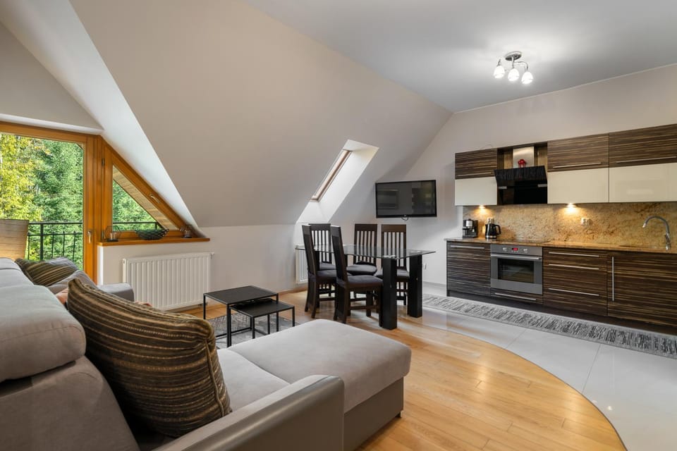Kitchen or kitchenette, Living room, Dining area
