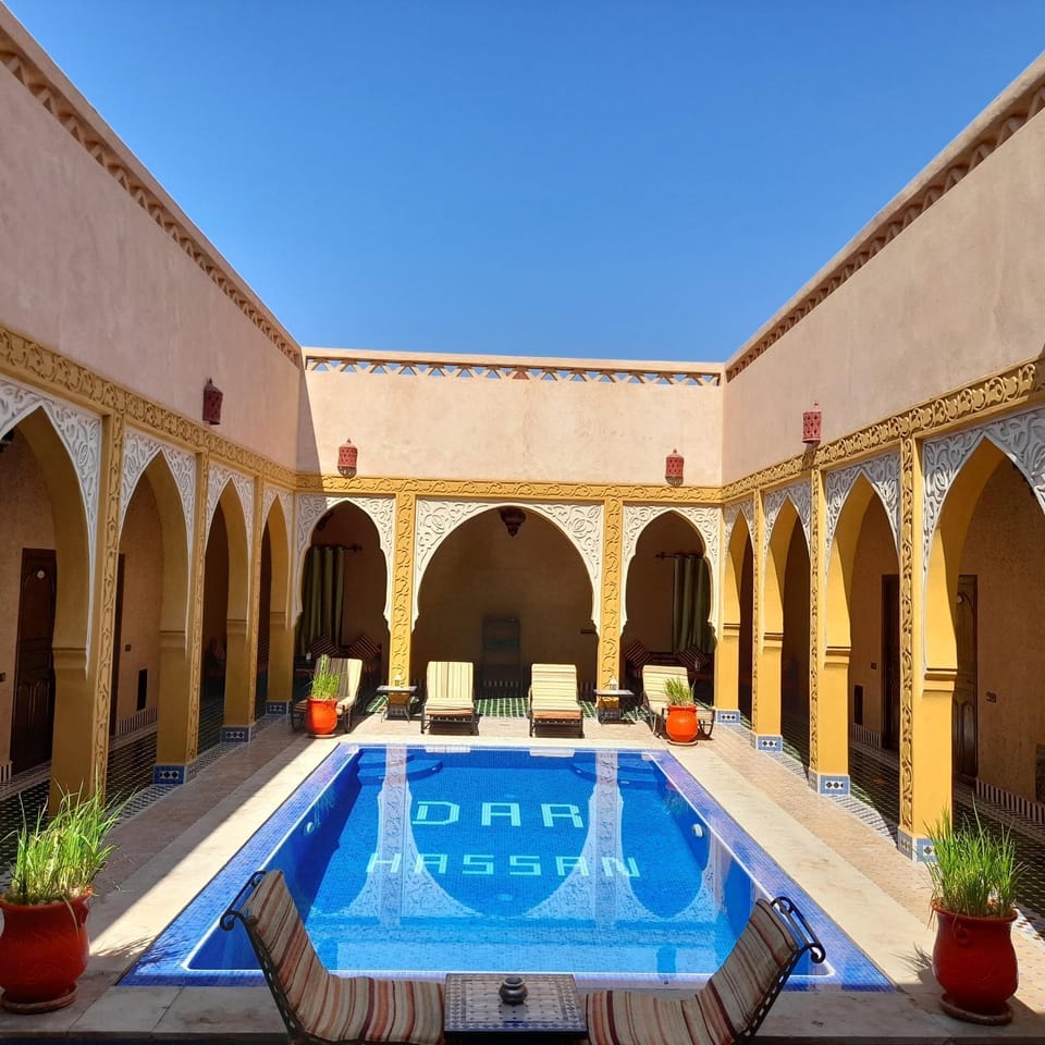 Patio, Day, Pool view, Swimming pool, sunbed