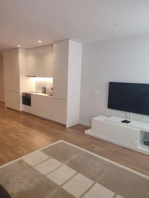 Communal lounge/ TV room, Kitchen or kitchenette