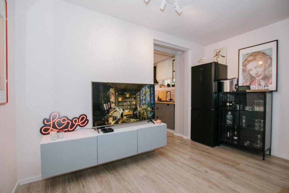 TV and multimedia, Living room