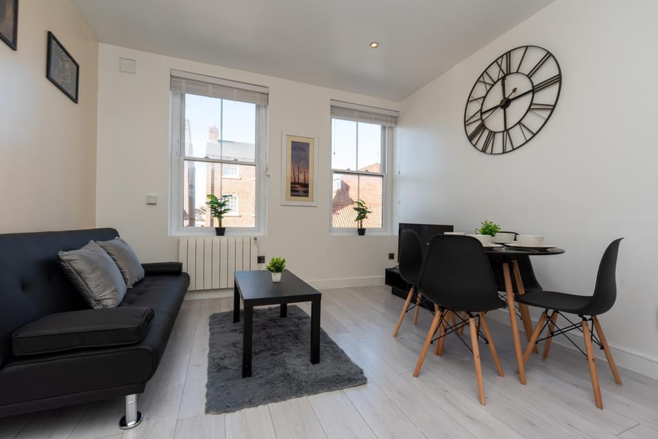 Central Two Bed Flat Kings Lynn Apartment in Kings Lynn