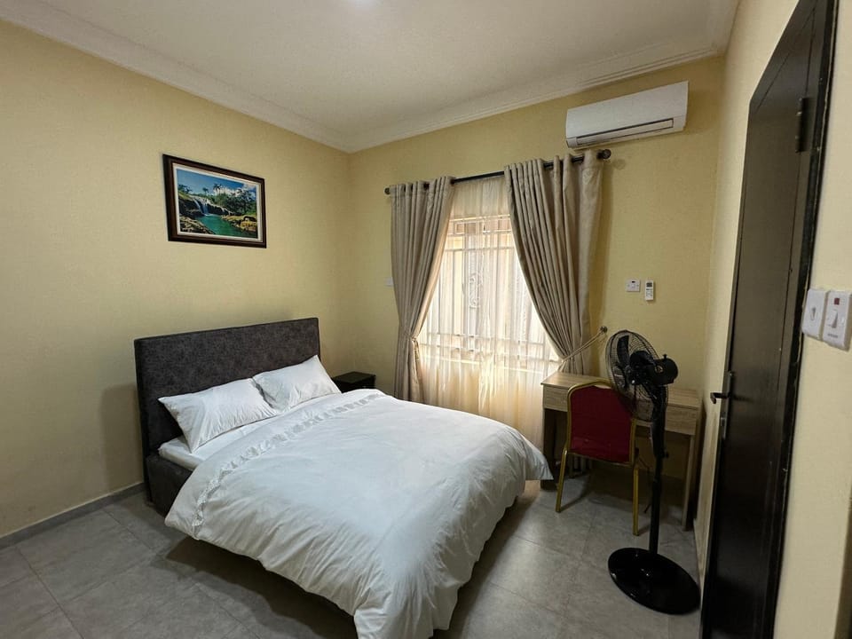Wilton Flat, Rathode Apartments, Lagos Business School, Alasia Apartment in Lagos, Nigeria