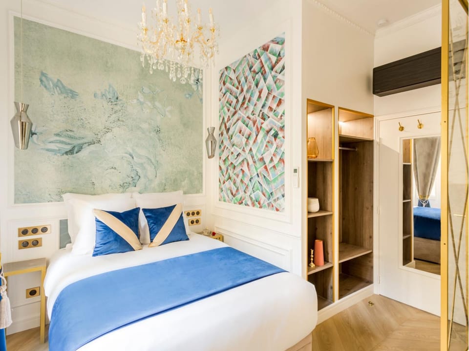 Bed, Photo of the whole room, Bedroom, wardrobe