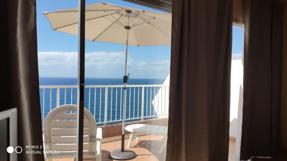 View (from property/room), Balcony/Terrace, Sea view