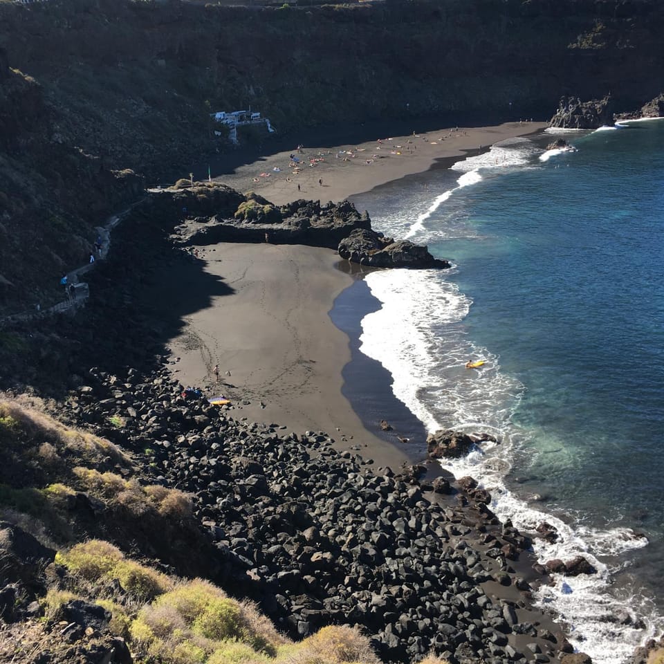 Nearby landmark, Natural landscape, Beach