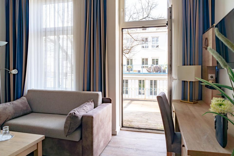 Balcony/Terrace, Living room, Seating area