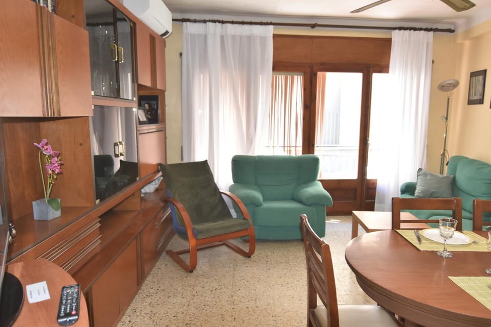 TV and multimedia, Living room, Dining area